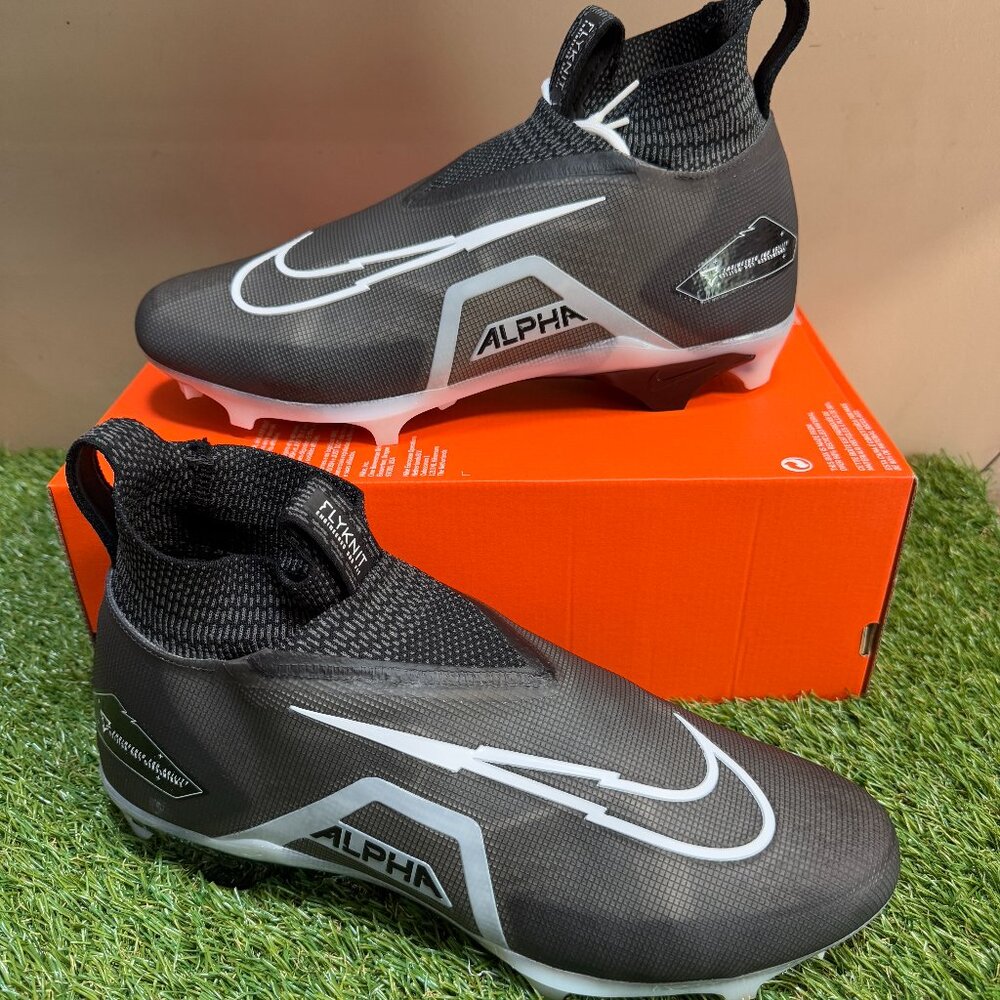 Men's Nike Alpha Menace Elite 3 Football Cleats Black CT6648-001 Size NEW